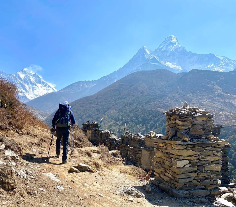 Trekking to Periche, Ama Dablam on the right - Photo Bruce Graham