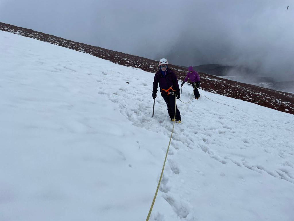 Rope travel training on Cotopaxi - Edgar Parra