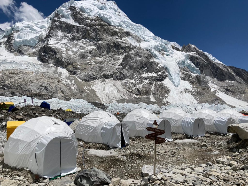 CTSS Everest Executive Row with our New sign - Photo Mike Hamill