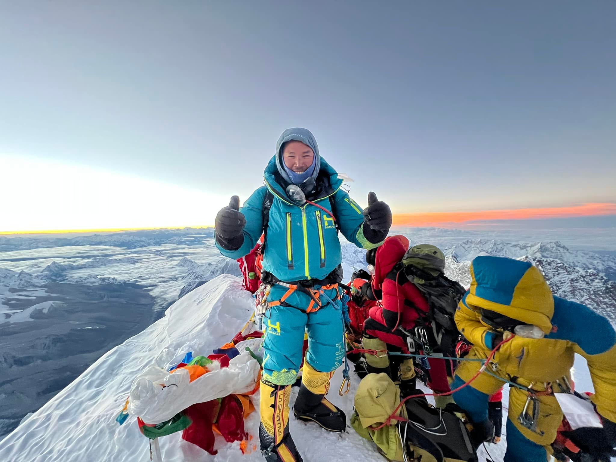 Private Tendi Sherpa Guided Climb – Climbing the Seven Summits