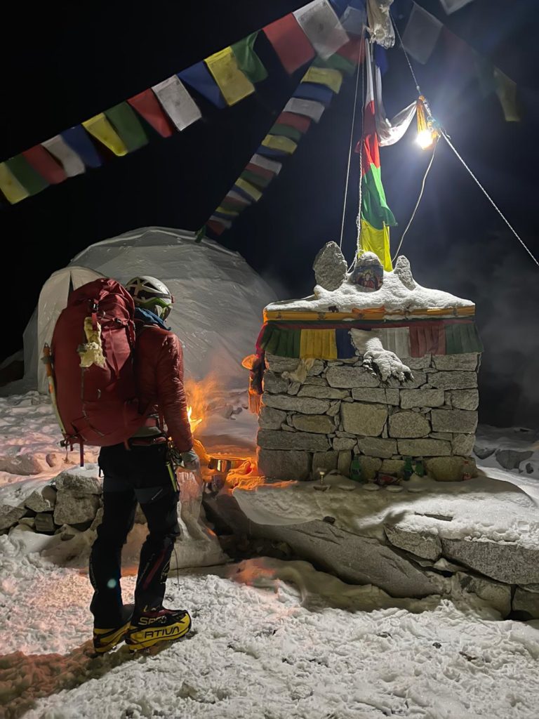 Passing the Puja alter on the way to start through the icefall