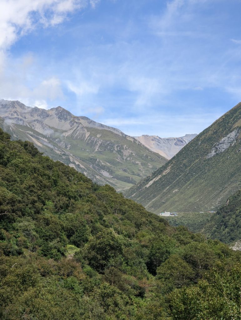 Looking up valley from just above Samaguan. Samdo village on the right and the far ridge is the Nepal Tibet border - Photo Robert Jantzen