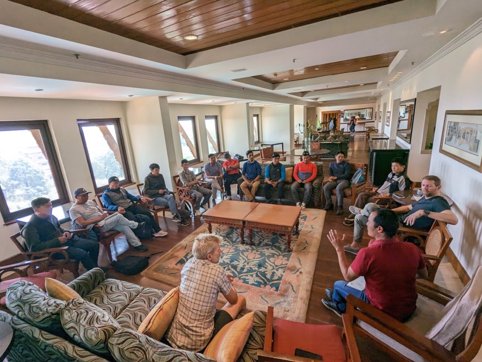 CTSS guides and staff briefing for the upcoming trip - Photo Robert Jantzen